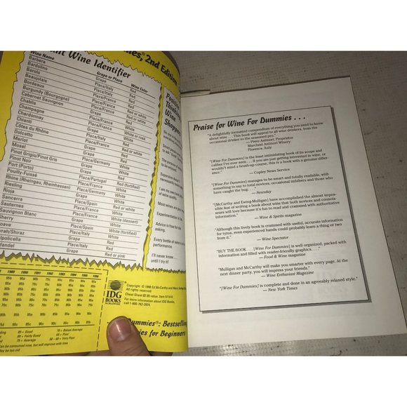 Wine for Dummies Mary Ewing-Mulligan and Ed McCarthy book - Picture 5 of 14